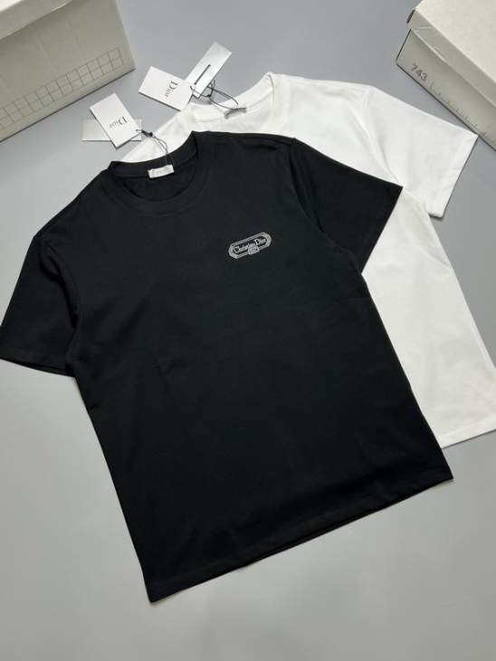 Picture of Dior T Shirts Short _SKUDiorS-XLhgntx3415757